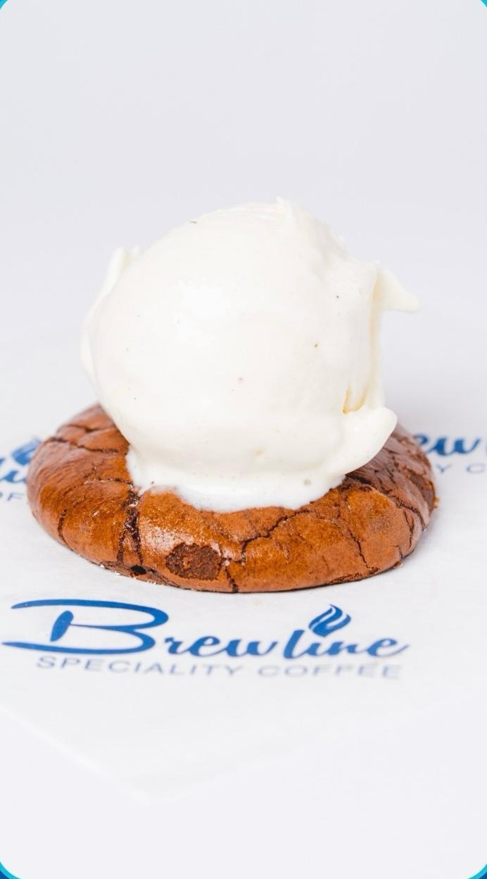Cookies with Ice Cream